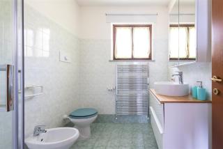 IseoLakeRental - Casa Amici - Riva di Solto - 3