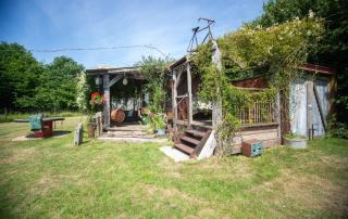 Little Lodge Glamping - Halesworth - 4