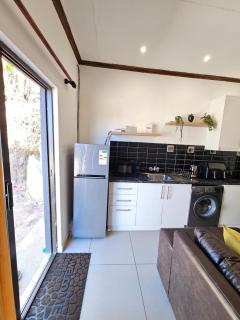 Dube Flats Guest House - 1