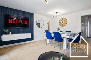 Spacious 3 Bed With Parking, Pool Table, TVs - 4