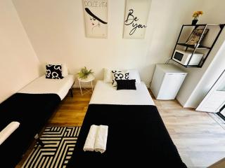 Luxury rooms in Marques de Pombal, city centre of Lisbon - 9