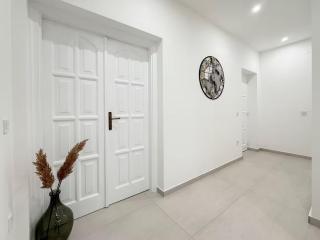 Newly MIAMI designed apartment - 7