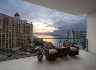 Luxury Waterfront Condo with Panoramic Views - Sarasota - 8