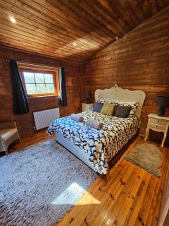 Damsel lodge, Lakeside lodges - 4