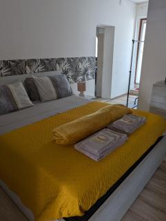 Spazioso e completo appartamento con 3 camere, 2 BAGNI, fino a 8 posti letto - 9