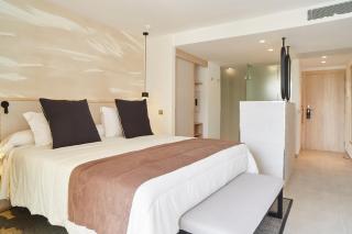 Invisa Hotel Club Cala Blanca - Es Figueral Beach - 3