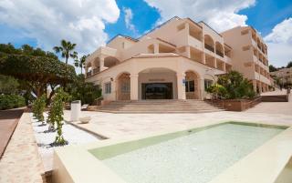 Invisa Hotel Club Cala Blanca - Playa d'Es Figueral - 0