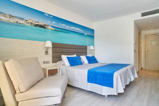 Invisa Hotel Club Cala Verde - Es Figueral Beach - 5