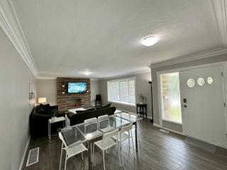 Mountain View House - Sleeps 14 - 2