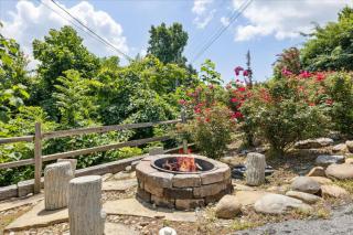 Amazing Views, Hot Tub, Arcade & Firepit - 7