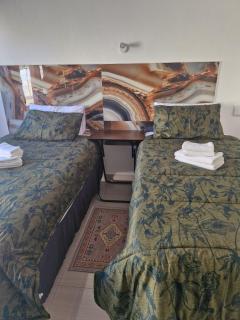 Dundee Viks Guest House - Dundee - 8