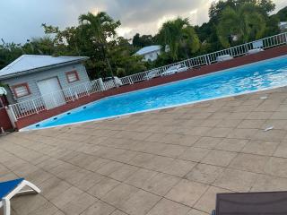 Studio LA ZENITUDE , avec piscine - La Trinité - 8