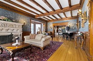 Salyards Mansion by Heirloom Boutique Collection - 6
