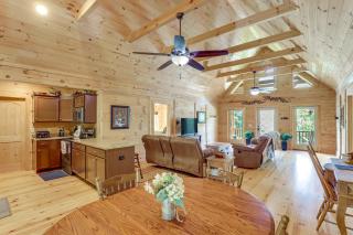 Explore Linville Falls Cabin with Game Room and Deck! - Marion - 8