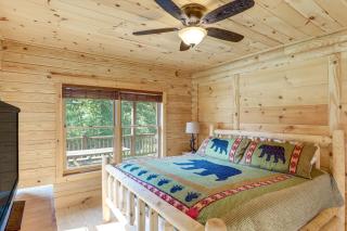Explore Linville Falls Cabin with Game Room and Deck! - Marion - 1