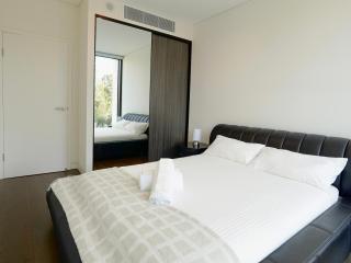 Olympic Park 2BR Pool gym access and walk to stadium - Sydney - 2