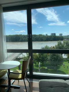 Eurovea Business Suite Apartment - Bratislava - 9