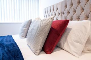 Leicester LE9 All-In-One Stay with 9 Studios - Earl Shilton - 1