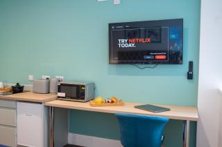 Leicester LE9 All-In-One Stay with 9 Studios - Earl Shilton - 3