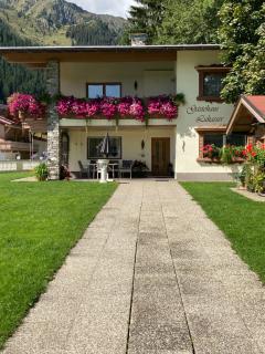 Gästehaus Lukasser - 9