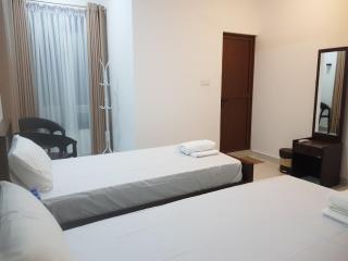 Blackthorn Hotel - 9