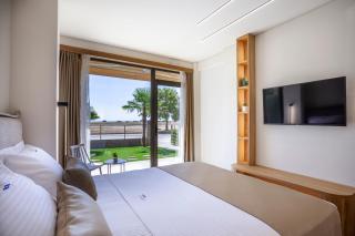 Aliston Deluxe Living - Adults Only - 1