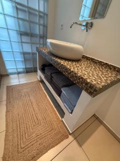 Central 92sqm - Modern 2 Bedroom Apartment - Munich - 2