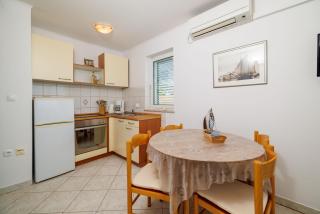 Apartments Marijana - Banjol - 3