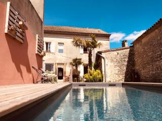 Le 4 de Jean Moulin - Saint-Seurin-de-Cadourne - 0