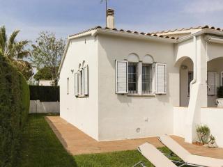Casa familiar cerca de la playa con terraza y parking - ES-325-43 - 3