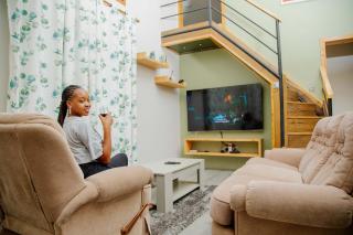 Chic 2BR Garden Home Majengo Netflix WiFi Parking - Moshi - 6