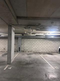 Apartment in Chevron Island - Gold Coast - 9