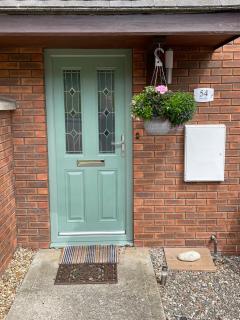 Smart Modern Homely 2 bedroom house - - 8
