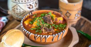 La Ceaune & Hanul Ceaunelor Voronet - 1