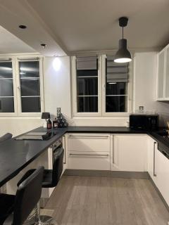 Charmant Appart 4-6P près de la Défense à Courbevoie - Courbevoie - 8