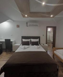 Sobe i Apartmani Casa Mia - Pećinci - 4