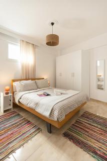 Modern 2BR Apt in Thessaloniki Old Town, near Byzantine Walls - 8