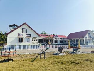 Pinjillyn Resort - 2