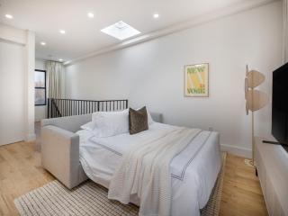 Condo-Hotel near Bedford Ave L-Subway - 3