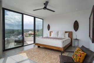 Casa Altamira, Stylish 1BR Loft with City Views in Centro - 0