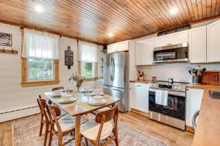 Recently Renovated Harveys Lake Retreat with Dock! - 3