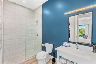 Wave Haven Suites - 4BR-5BA Luxury - 2 Suites - Walk to Beach - Views - 5