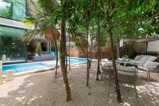 Stylish 3BR Condo in Luum Zama - Private Pool - 4