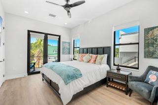Wave Haven Villas - 2 Luxury Villas - 3BR 3 and a Half BA Each - Sleeps 8 Per Unit - Hot Tub - Across from Beach - Rocket and Beach Views - 6