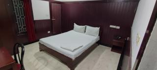 VALLABHAN INTERNATIONAL resort - 1