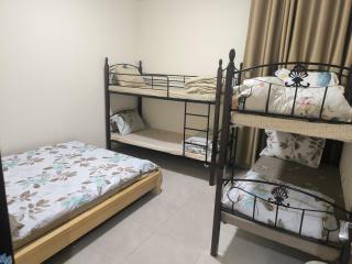 Two bedroom for big families and groups - Charjah - 4