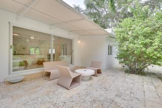 Biscayne Park Urban Oasis with Lush Backyard! - 9