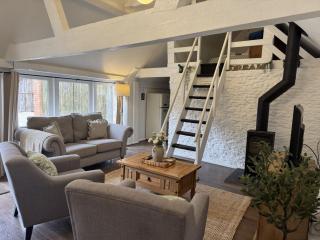 Cotswolds Cottage Farm Stay The Dairy - Lechlade - 0