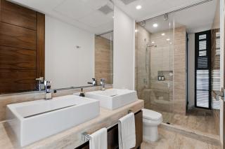 2 BR Apartment in Marina Condo - 5