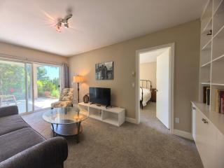 Serene Retreat, Ocean&City Views, Close to Beach - 7